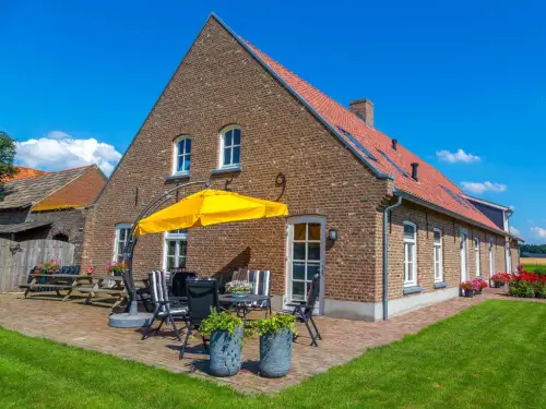 Gemütliches Ferienhaus mit herrlichem Blick auf die Maas