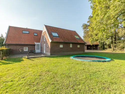 Große Ferienwohnung mit Spielscheune im Achterhoek