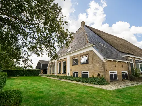 Familienhaus voller Luxus auf einem aktiven Bauernhof
