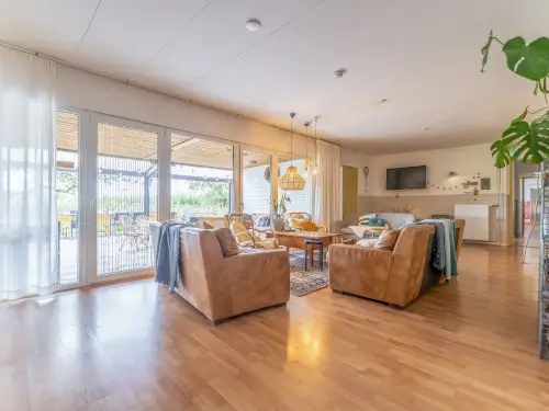 Ferienhaus mit überdachter Terrasse