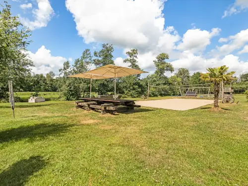 Gruppenunterkunft mit Terrasse und herrlicher Aussicht