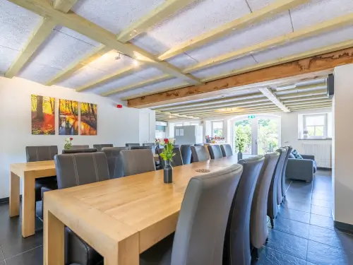 Gemütliches Ferienhaus am Rande des Waldes