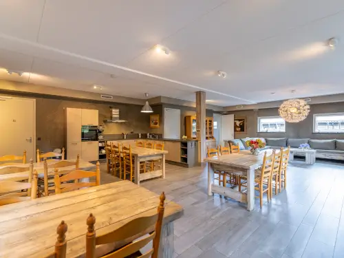Modernes Ferienhaus im Grünen
