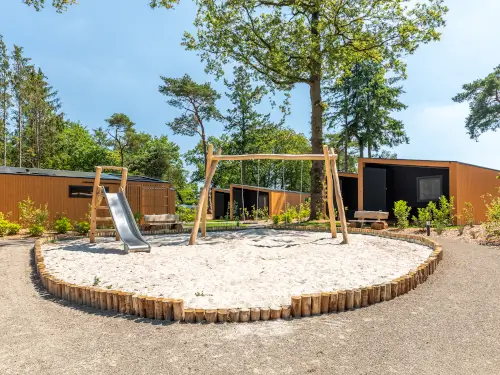 7 Luxus-Ferienhäuser mit Gruppenraum
