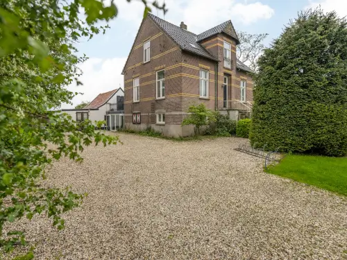Restauriertes Landhaus gleich hinter der Grenze in Deutschland