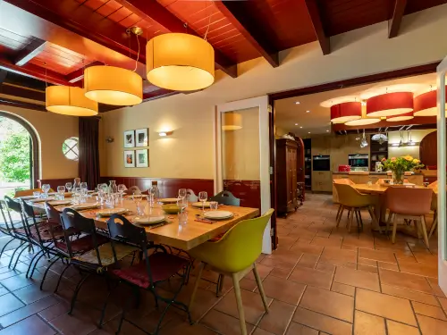 Freistehendes Ferienhaus mit Terrasse, Wald, Heide und Wasser