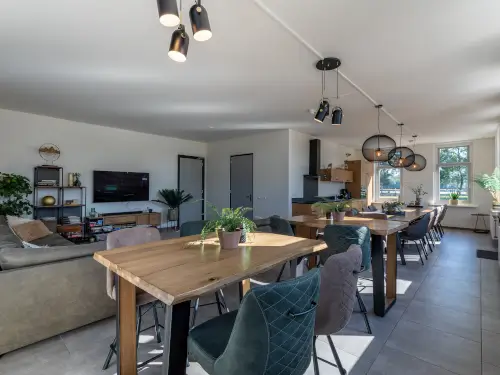 Super luxe Ferienhaus mit überdachtem Spielbereich