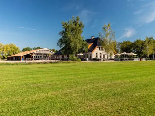 Super luxe Ferienhaus mit überdachtem Spielbereich